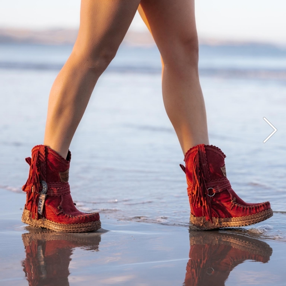 El Vaquero Red Ankle Boots with Fringe Detail